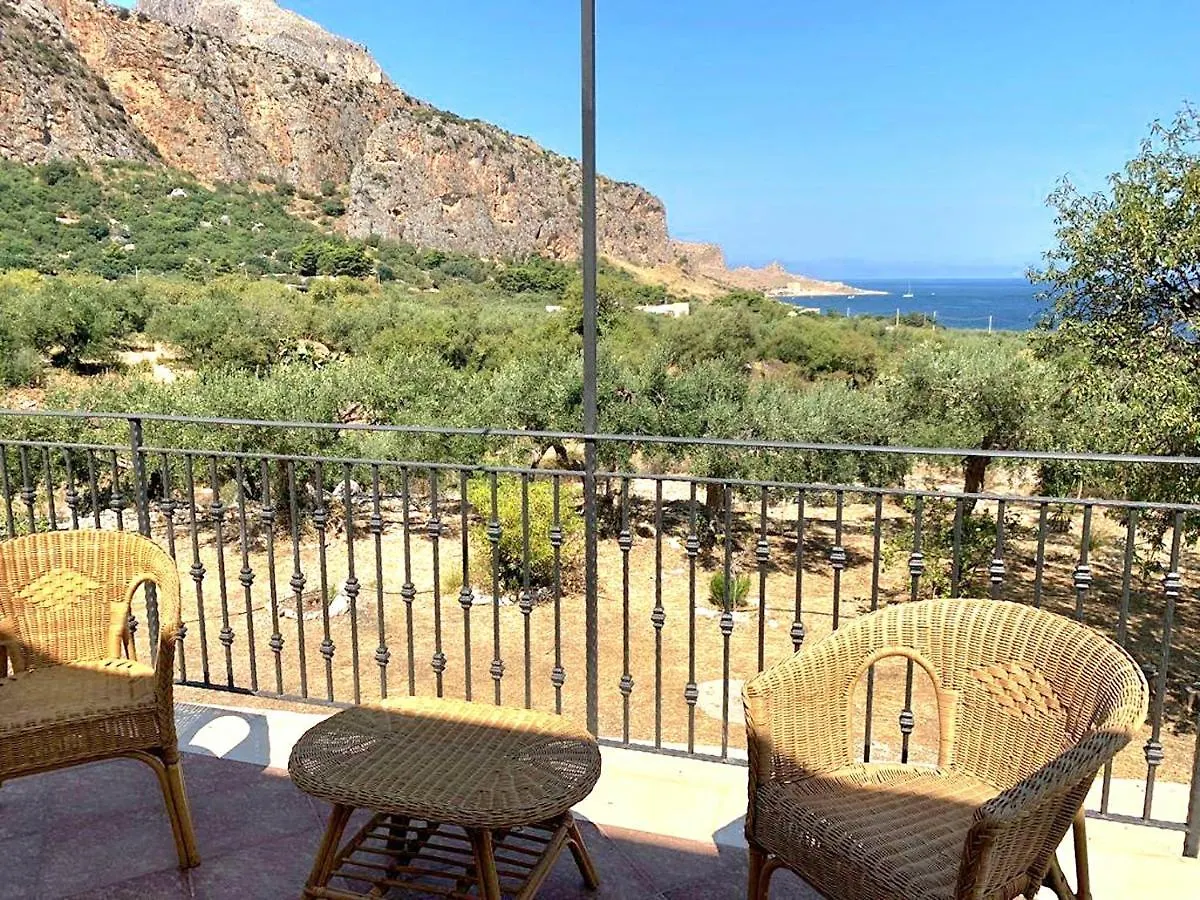 Villa Gheta Presso Riserva Orientata Monte Cofano Castelluzzo Italië
